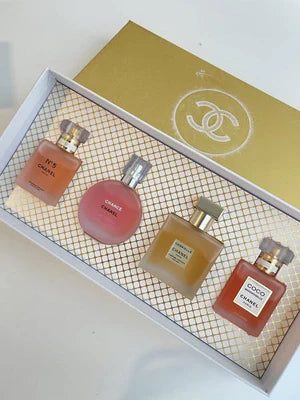 Chanel – Mini Perfume Set  شانيل – طقم عطور مصغّر