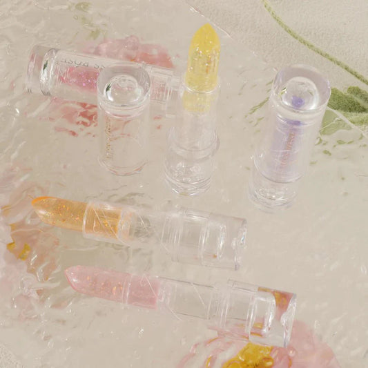 Magic Glitter Lip Balm  مرطب شفاه ماجيك مع لمعة براقة